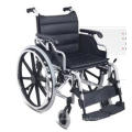 Fauteuil roulant en acier et en aluminium